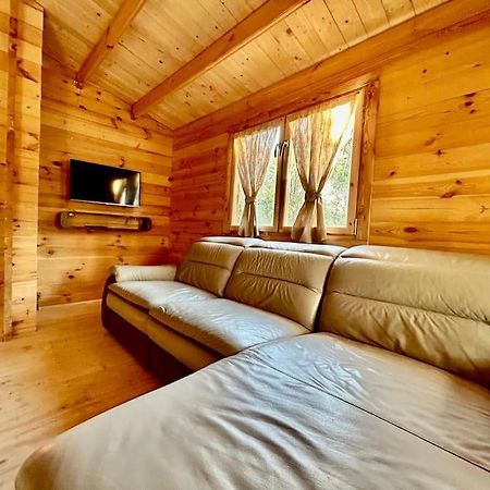 Chalet Bois Jacuzzi Bessan Eksteriør billede